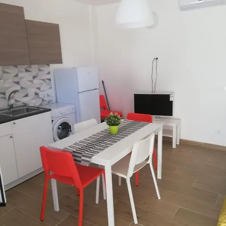 Casa Di Costanza E Flavia Homestay
