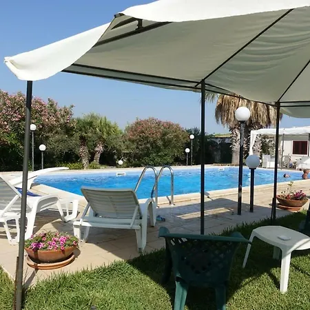 Casa Di Costanza E Flavia בית אירוח *